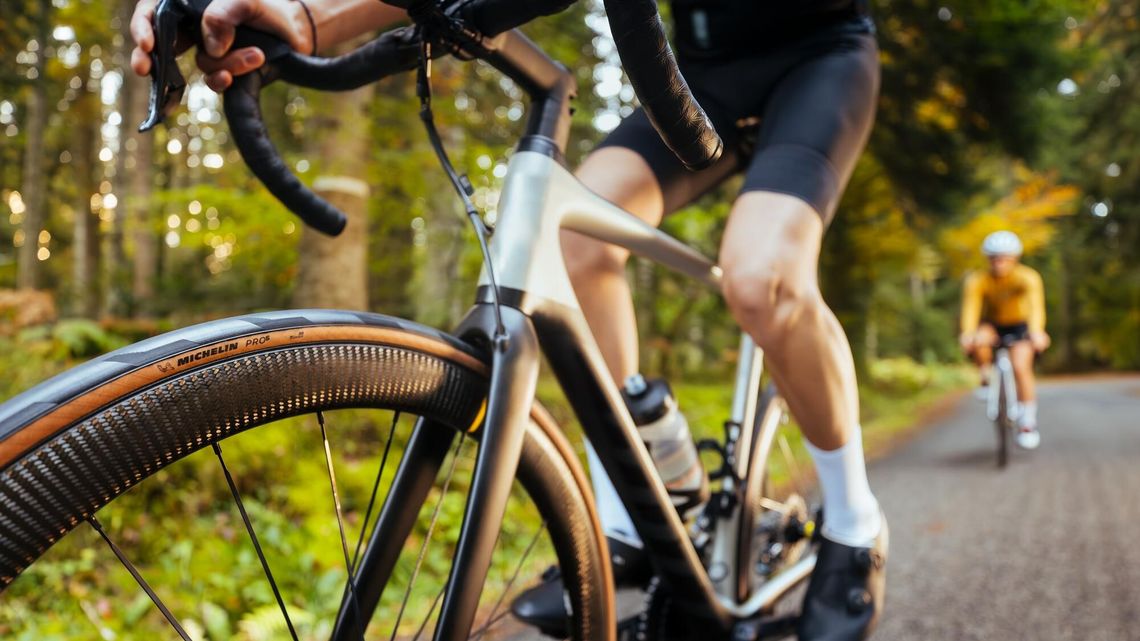 Lancement du pneu michelin pro 5 2024